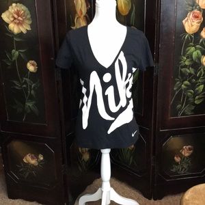 NIKE slim fit short sleeved t shirt sz L